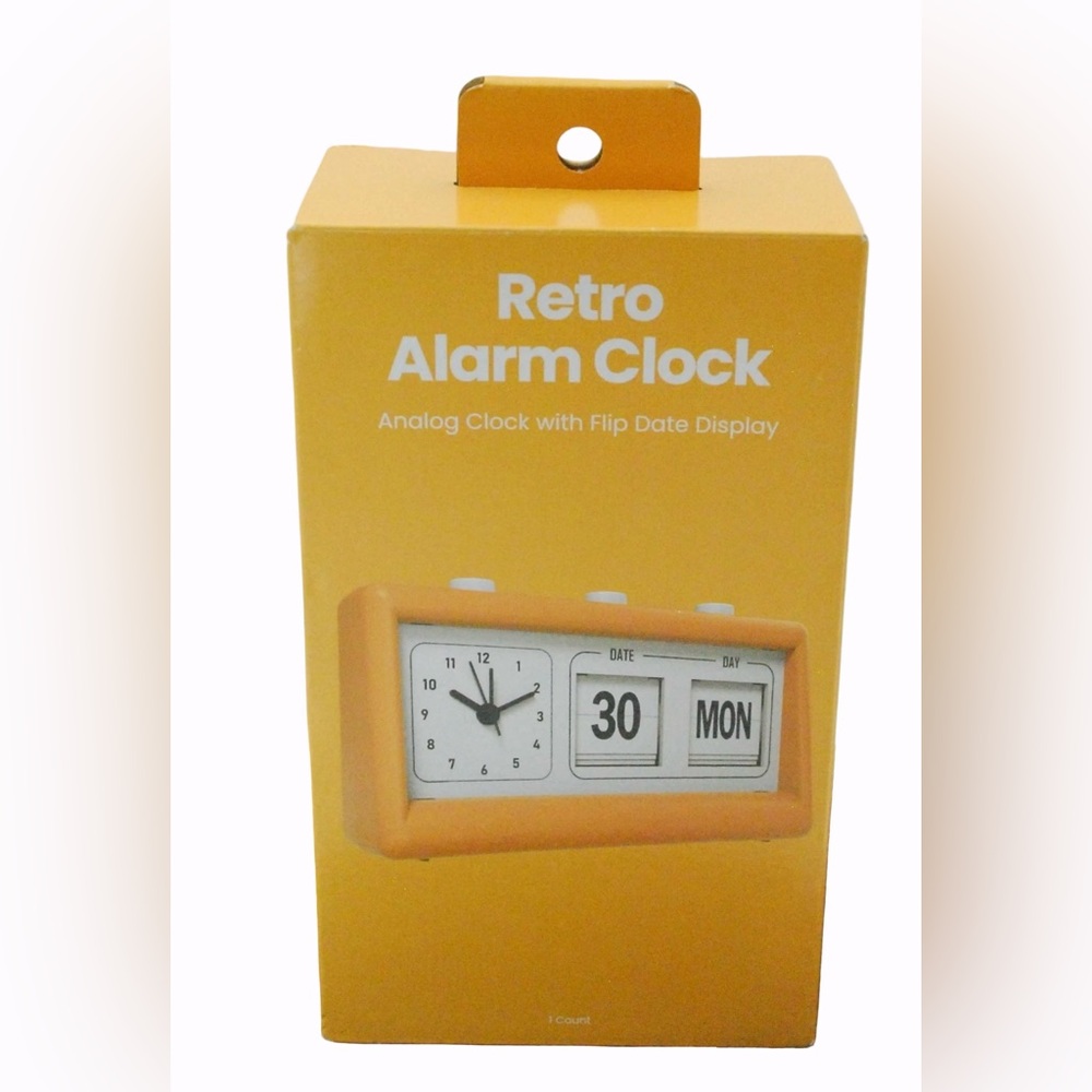 Retro Analog Alarm Clock
Orange
Table Clock White Face
Flip Calendar
New in Box